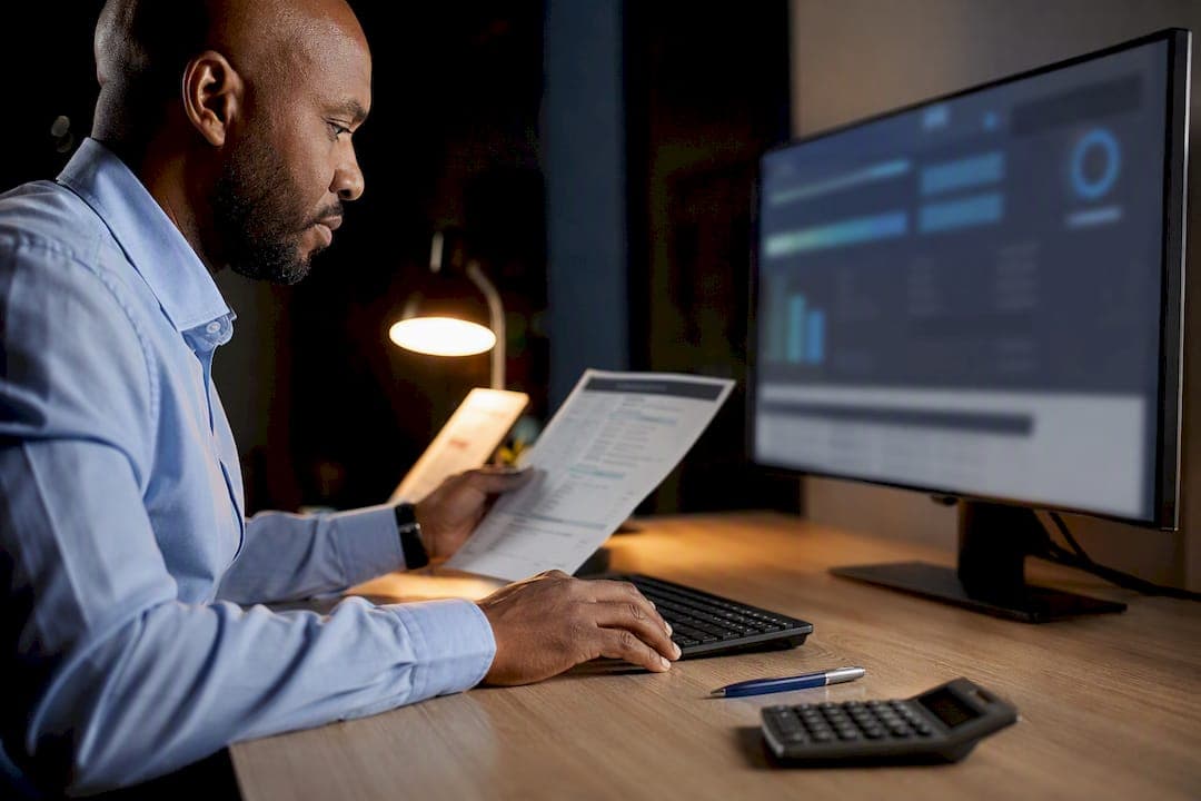 Cut DSO 10–15 Days in 90 Days: Five Sequenced Fixes for Finance Teams
